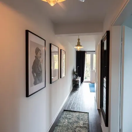Gehobene Studio In Der Bochumer Innenstadt